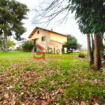 Maison familiale à Barcelonne du Gers avec 6 chambres et garage