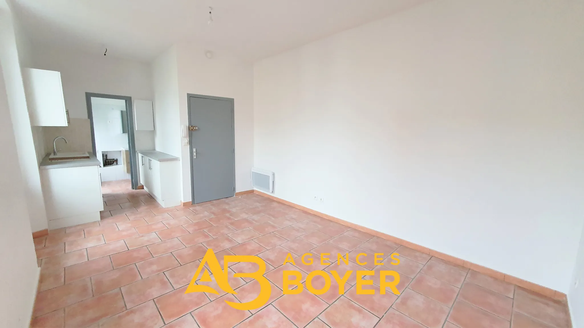 Appartement rénové à Toulon Ouest, idéal investisseur 