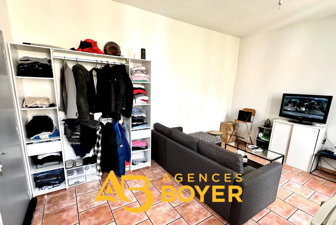 Appartement rénové à Toulon Ouest, idéal investisseur 