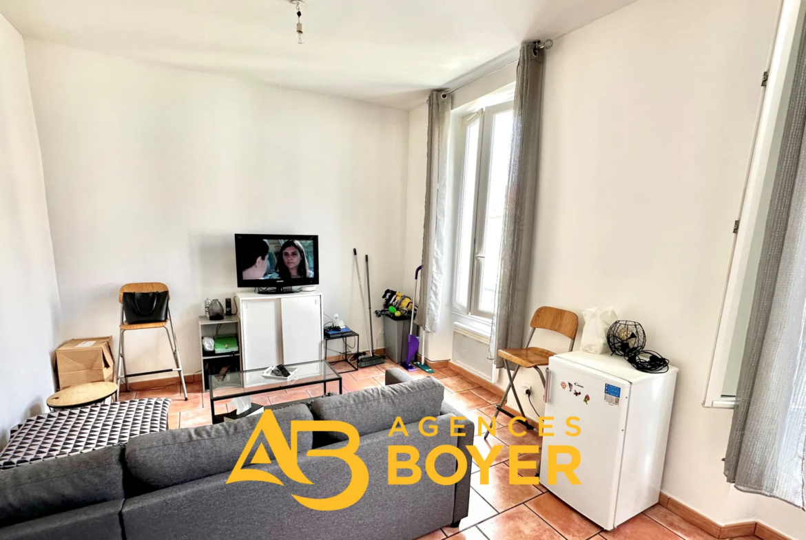 Appartement rénové à Toulon Ouest, idéal investisseur 