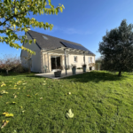 Maison spacieuse à Orliac de Bar avec jardin et panneaux photovoltaïques