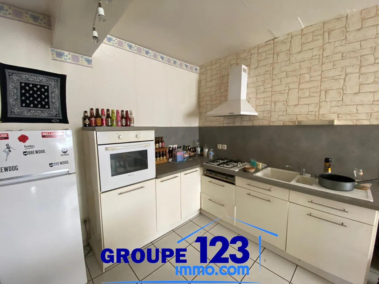 Immeuble de rapport à Ligny-le-Châtel - 192 m² + 104 m² de plateau 