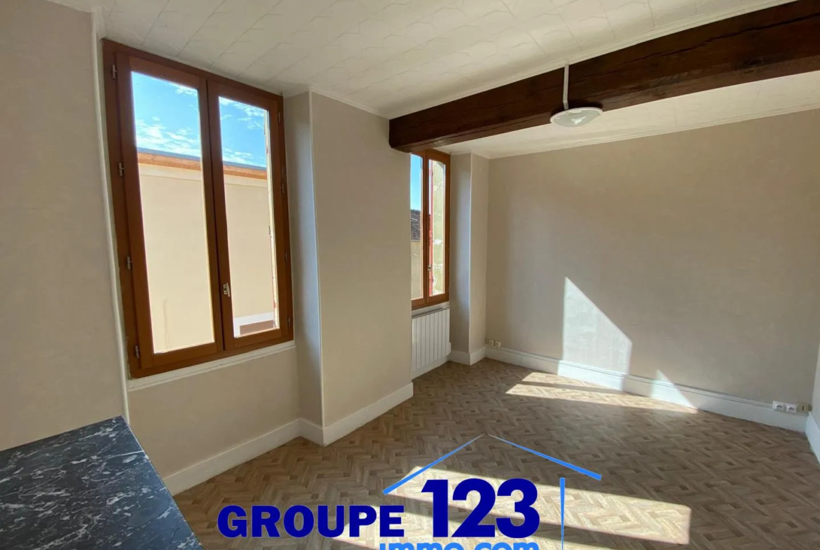 Immeuble de rapport à Ligny-le-Châtel - 192 m² + 104 m² de plateau 