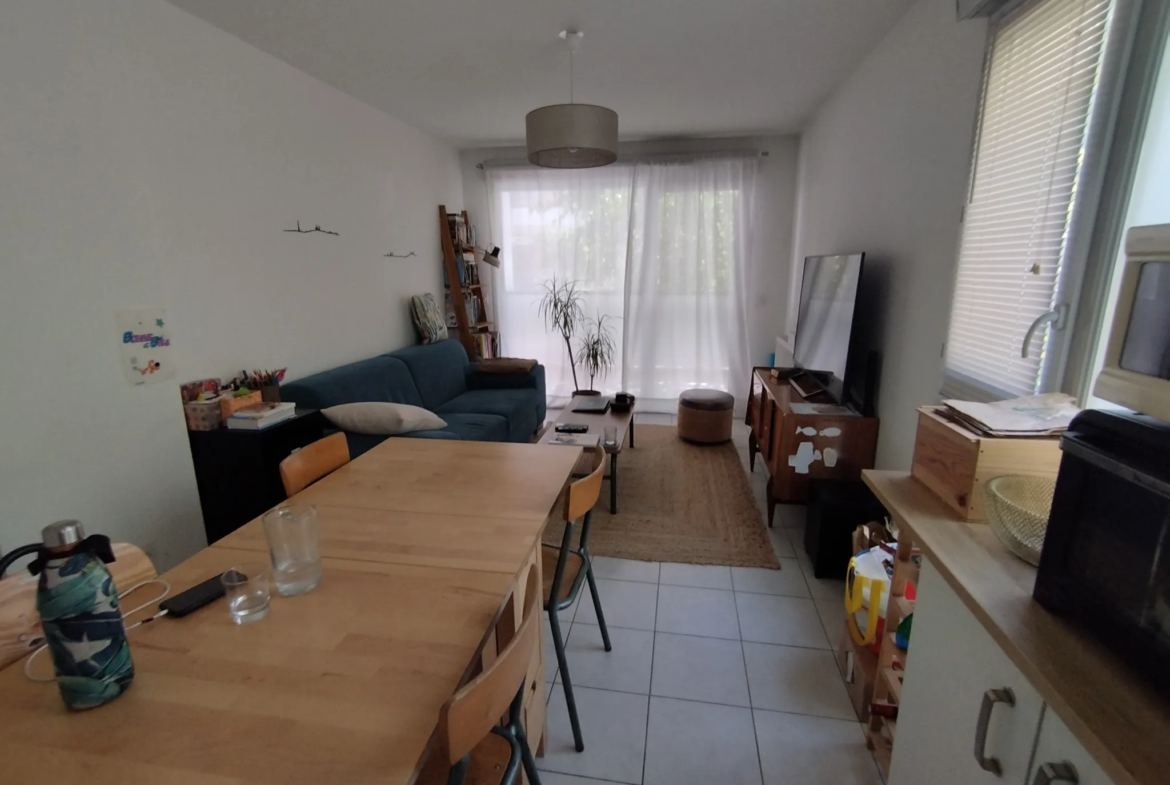 Appartement T3 de 55,55 m² à Lyon (69007) - Idéalement Situé 