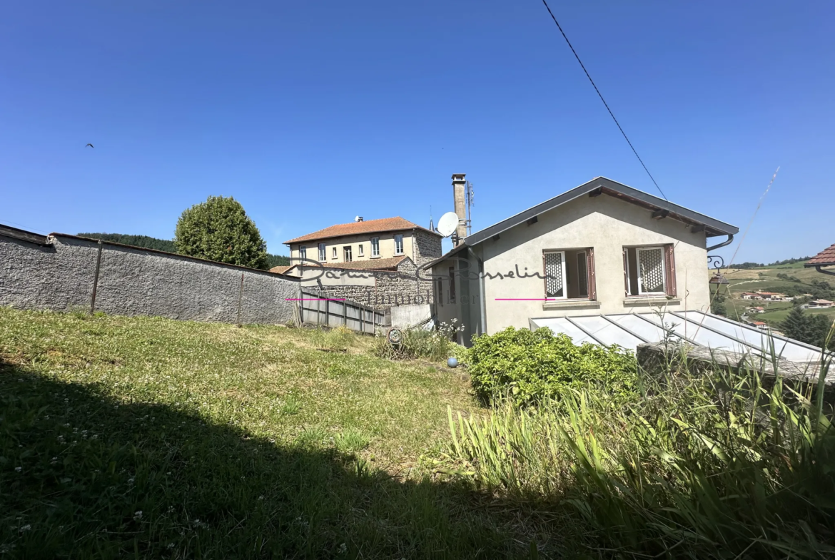 Maison spacieuse à Balbigny avec sous-sol complet et jardin 