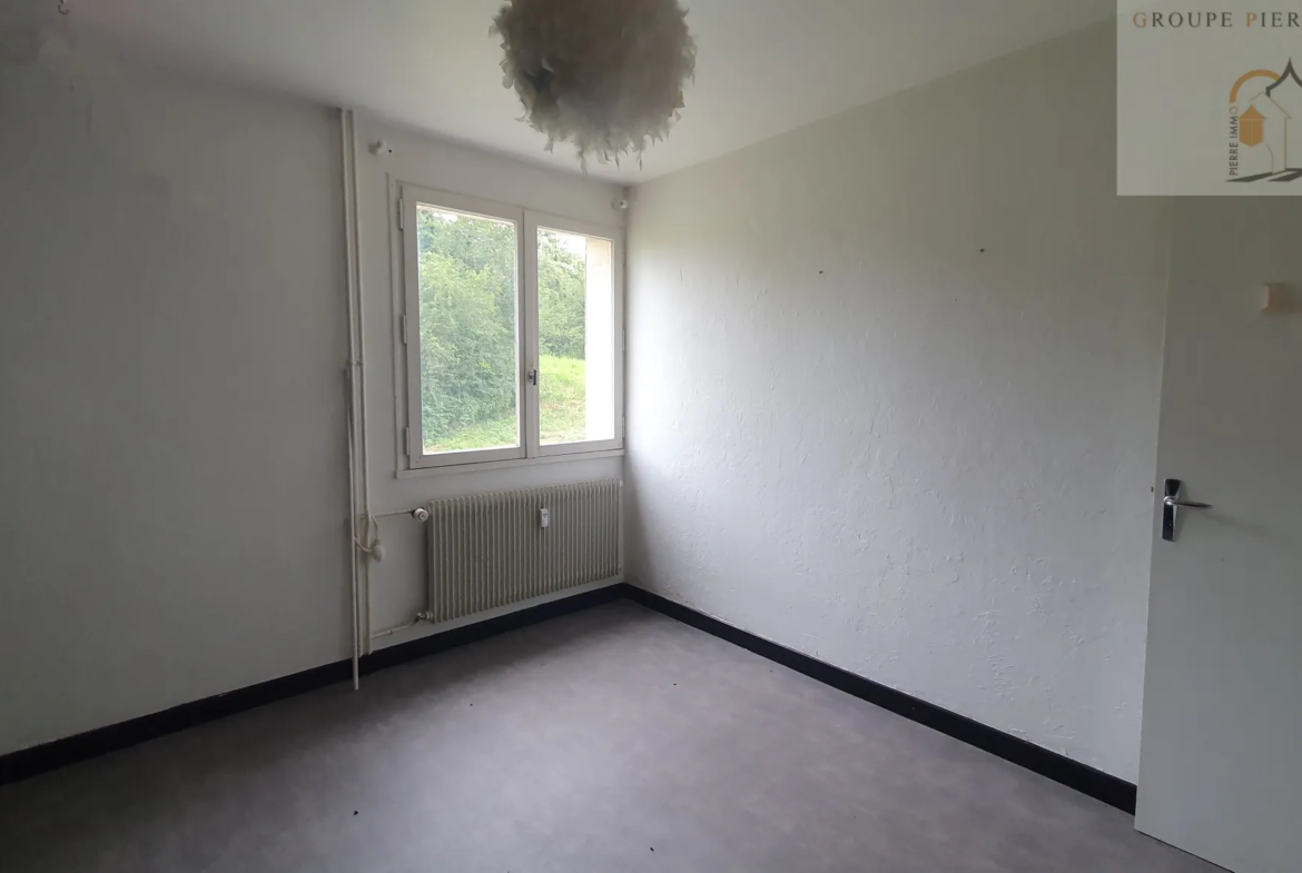 Appartement à vendre à Saint Lupicin - 85 m² avec 3 chambres 