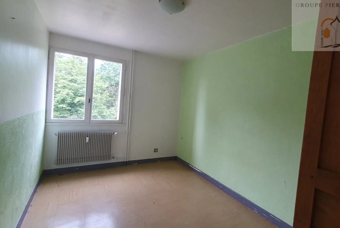 Appartement à vendre à Saint Lupicin - 85 m² avec 3 chambres 