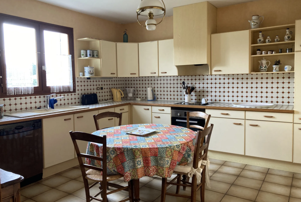 Maison à vendre à Bazas - Style landais avec jardin et véranda 