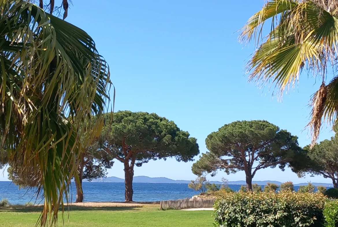 Studio à vendre - Accès direct mer et plage - La Londe Les Maures 