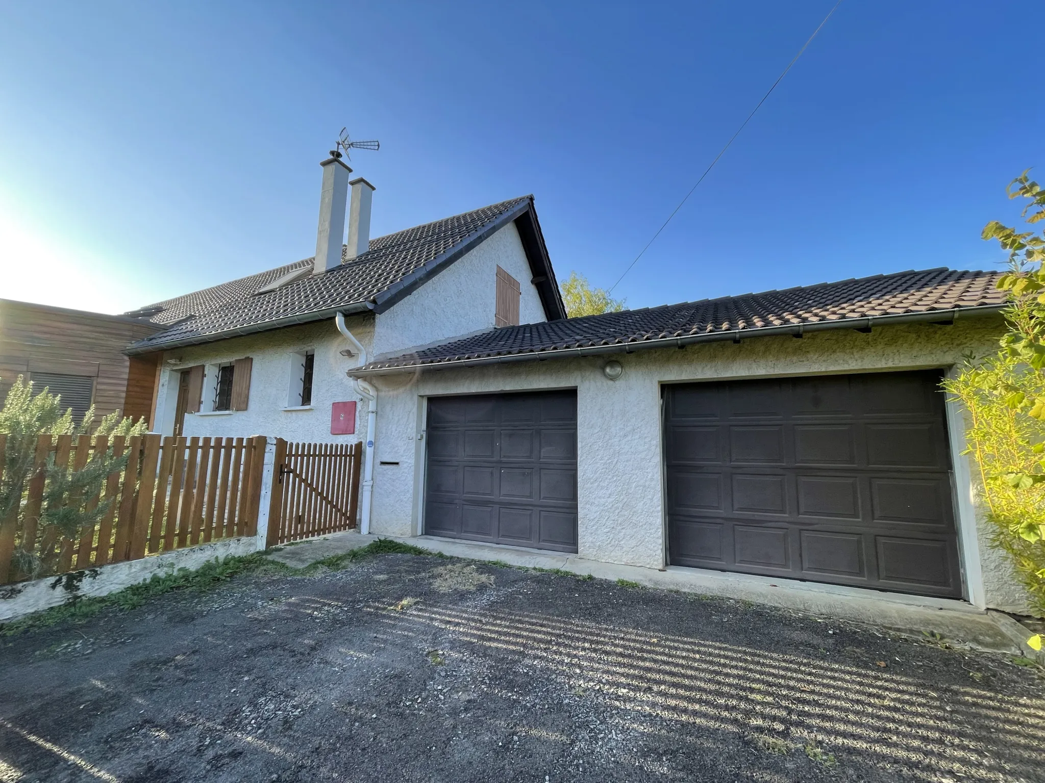 Maison familiale spacieuse à Creuzier-le-Neuf 