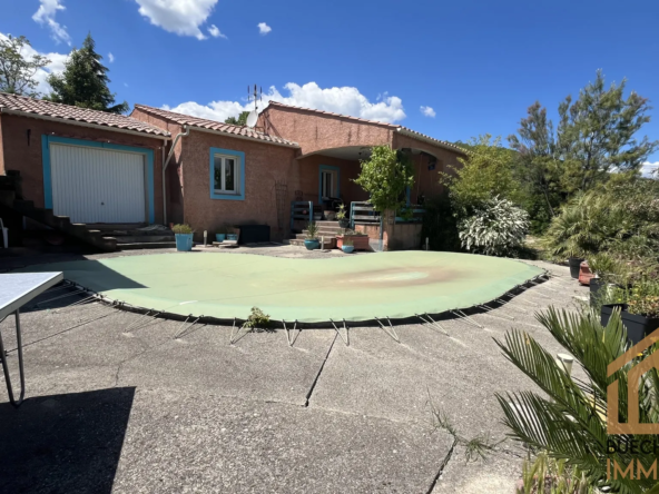 Maison à vendre à Peipin avec piscine et vue dégagée