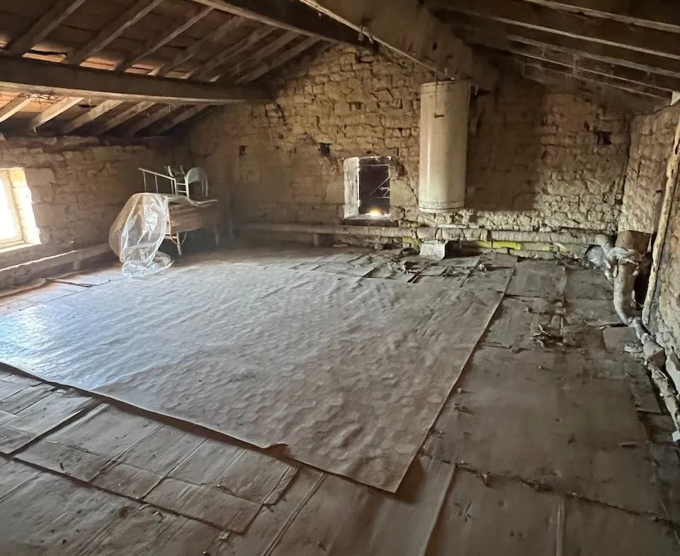 Maison en pierres à rénover à Sainte-Hermine 