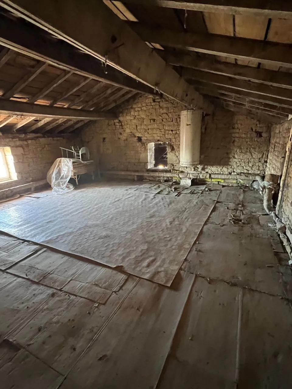 Maison en pierres à rénover à Sainte-Hermine 