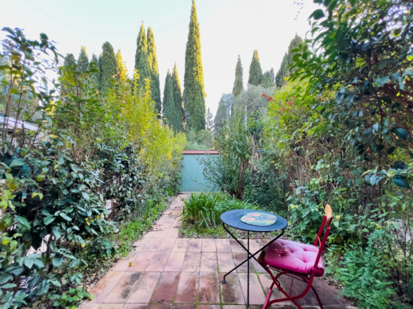 Appartement meublé avec jardin à La Londe les Maures