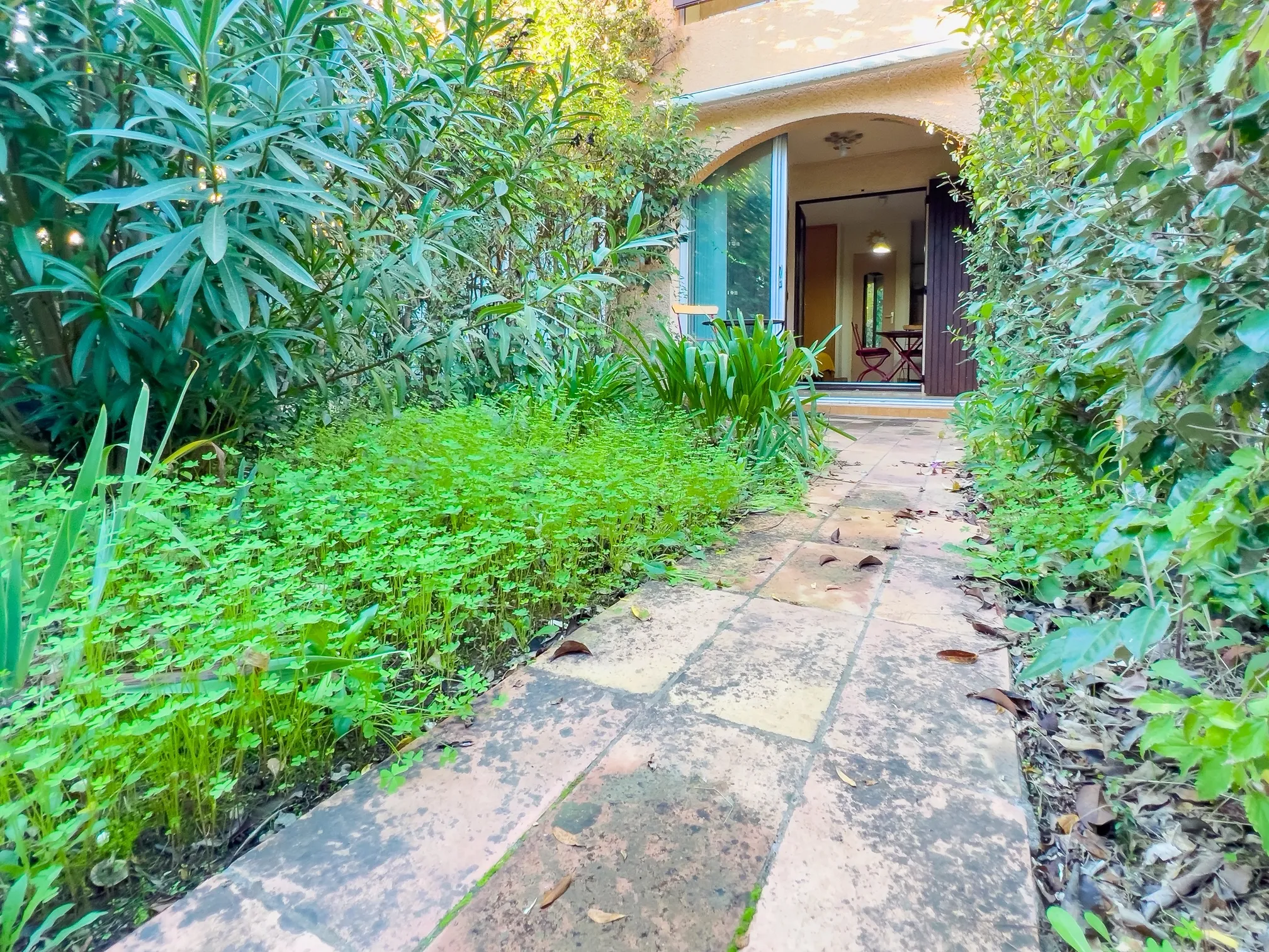 Appartement meublé avec jardin à La Londe les Maures 