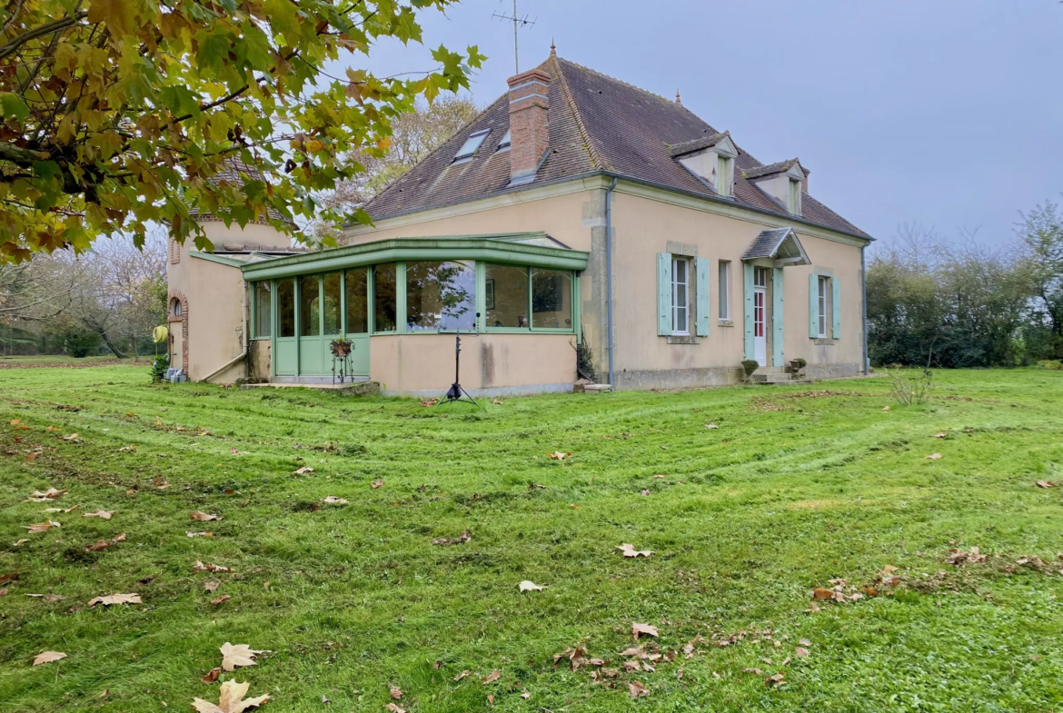 Ancien relais de chasse à vendre à Massay 