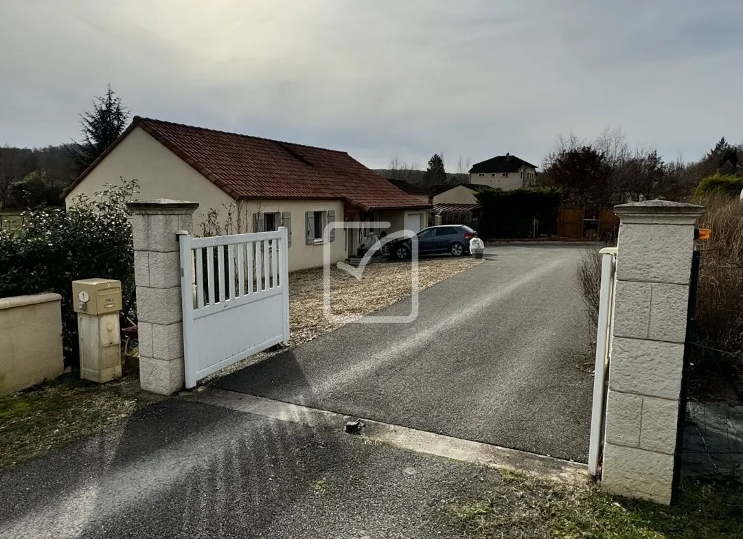 Maison Exceptionnelle de Plain-Pied à Salviac, 3 Chambres, 10 km de Gourdon 