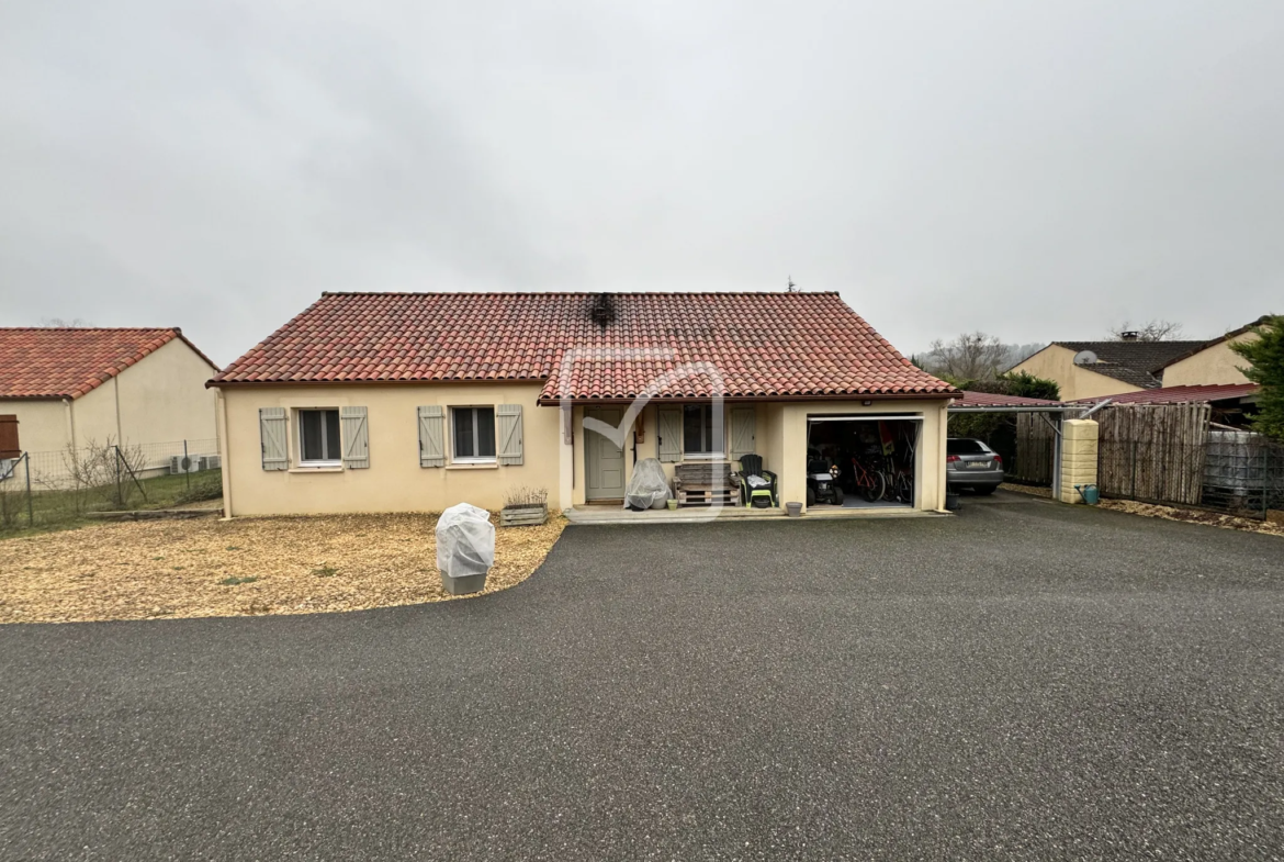 Maison Exceptionnelle de Plain-Pied à Salviac, 3 Chambres, 10 km de Gourdon 