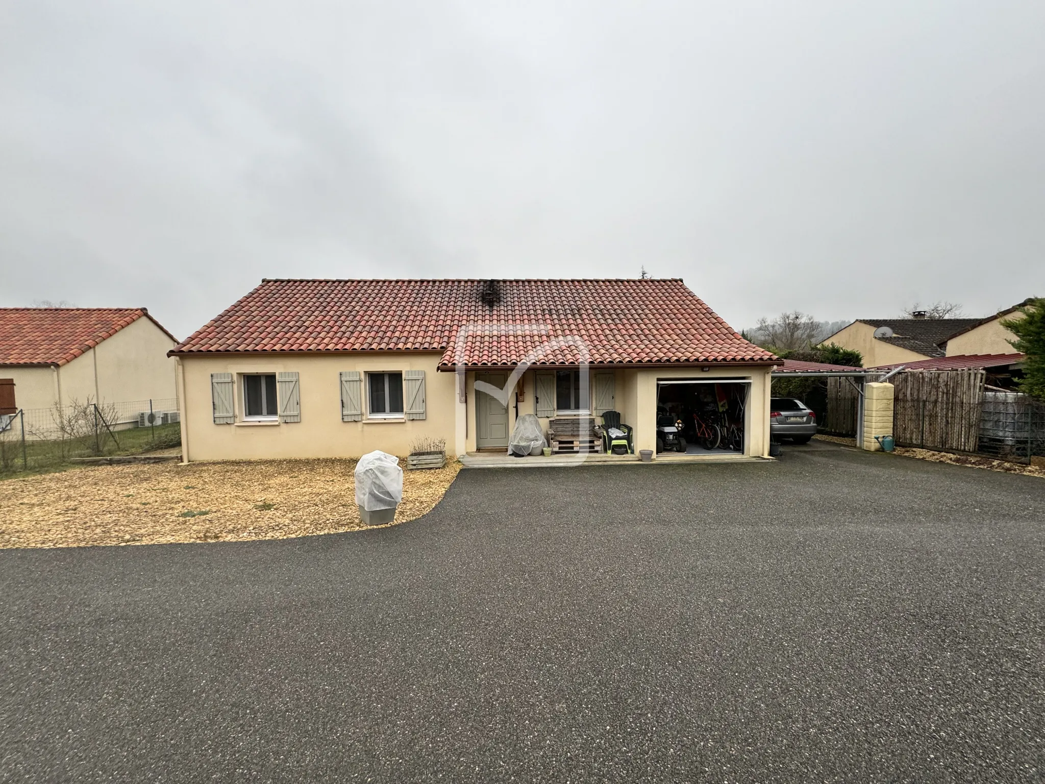 Maison Exceptionnelle de Plain-Pied à Salviac, 3 Chambres, 10 km de Gourdon 