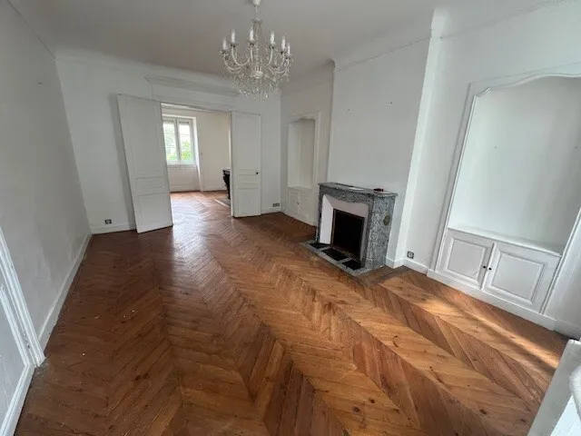 Maison de 224 m² à vendre au centre d'Alençon 