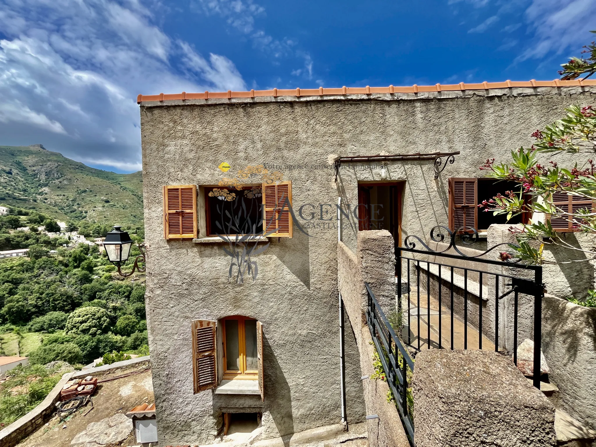 Maison de Village au Charme Historique à Speloncato 