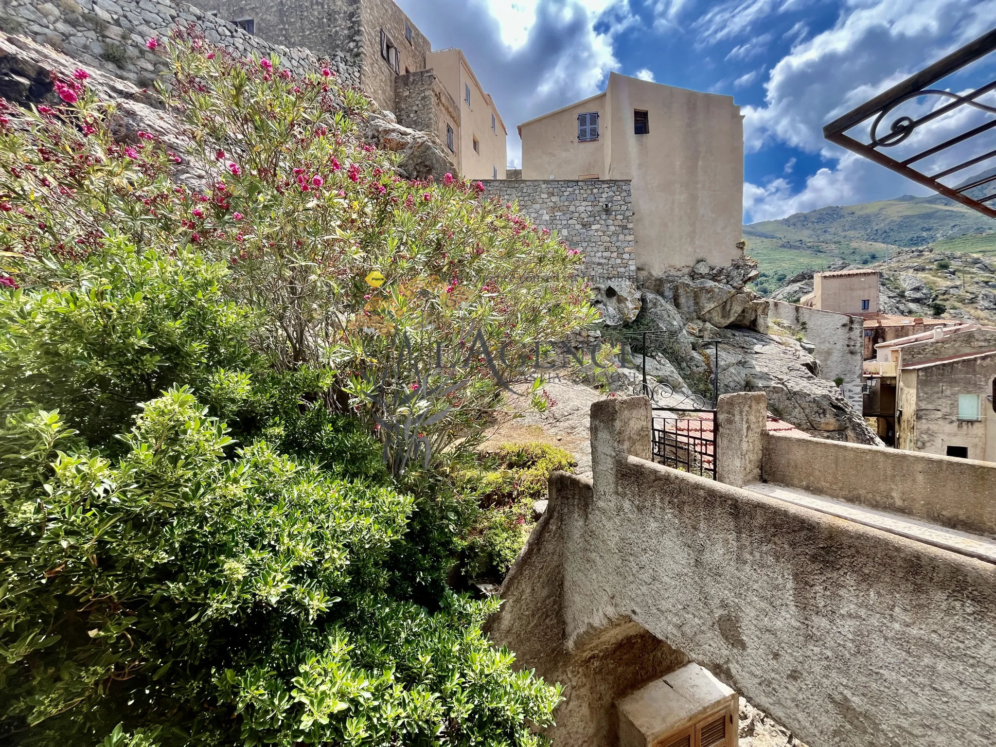 Maison de Village au Charme Historique à Speloncato 