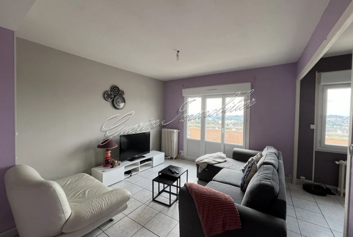 Appartement lumineux de 79 m² à Nevers avec balcons et parc 