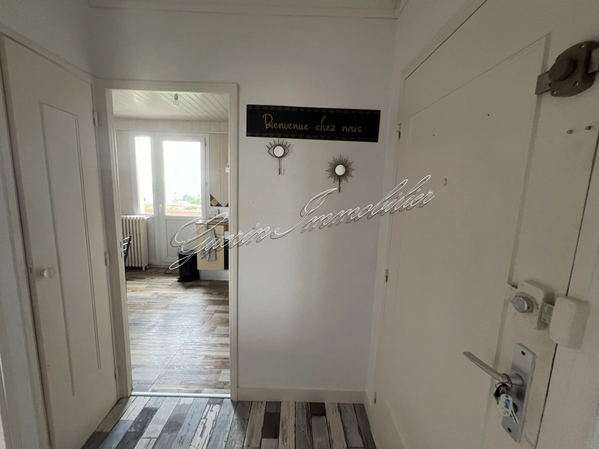 Appartement lumineux de 79 m² à Nevers avec balcons et parc 