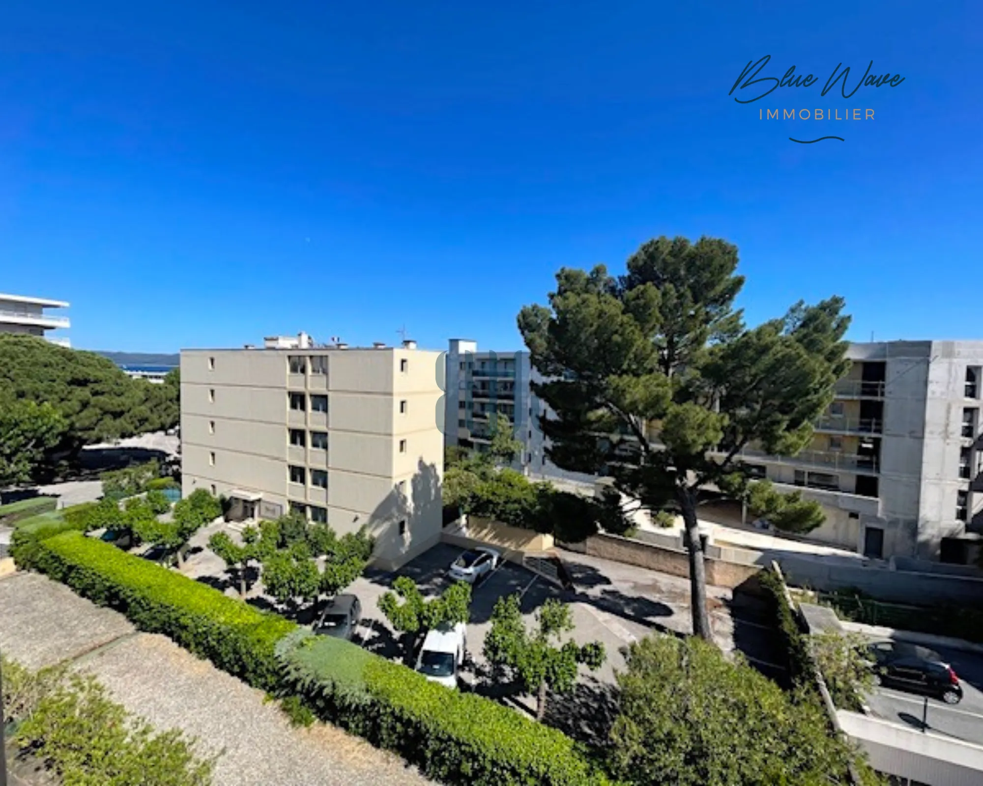 Appartement T2 avec aperçu sur mer à Cavalaire-sur-Mer 