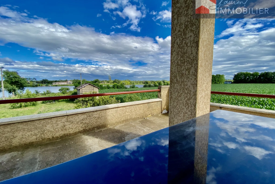 À vendre : Grande maison à Saint-Martin-Belle-Roche avec vue sur la Saône 