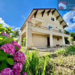 À vendre : Grande maison à Saint-Martin-Belle-Roche avec vue sur la Saône