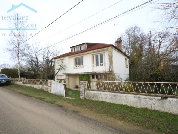 Pavillon de 1960 à vendre proche de Lezinnes, Argentenay