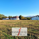 Terrain à bâtir de 1000 m2 à Ustaritz - 249900 EUR