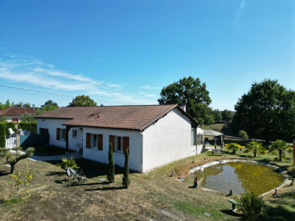 Maison spacieuse à vendre à Limeyrat