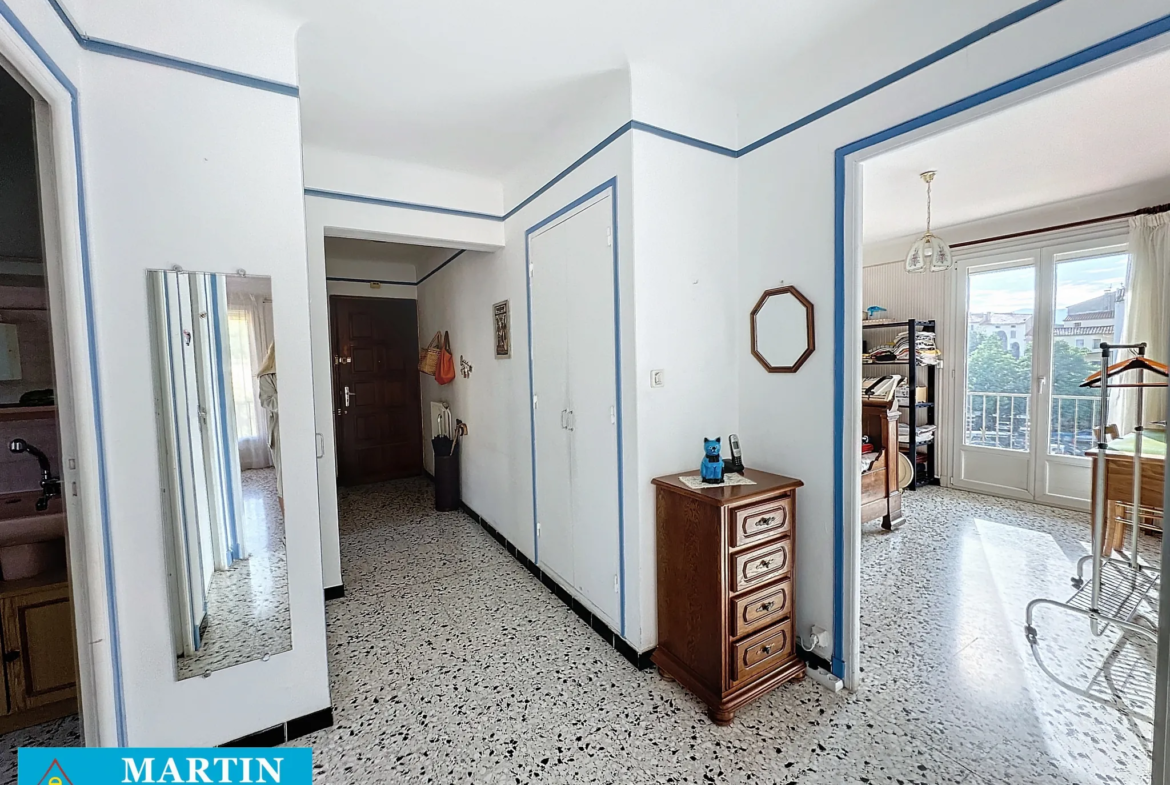 Appartement F3 à vendre à Céret - Proche des Commodités 