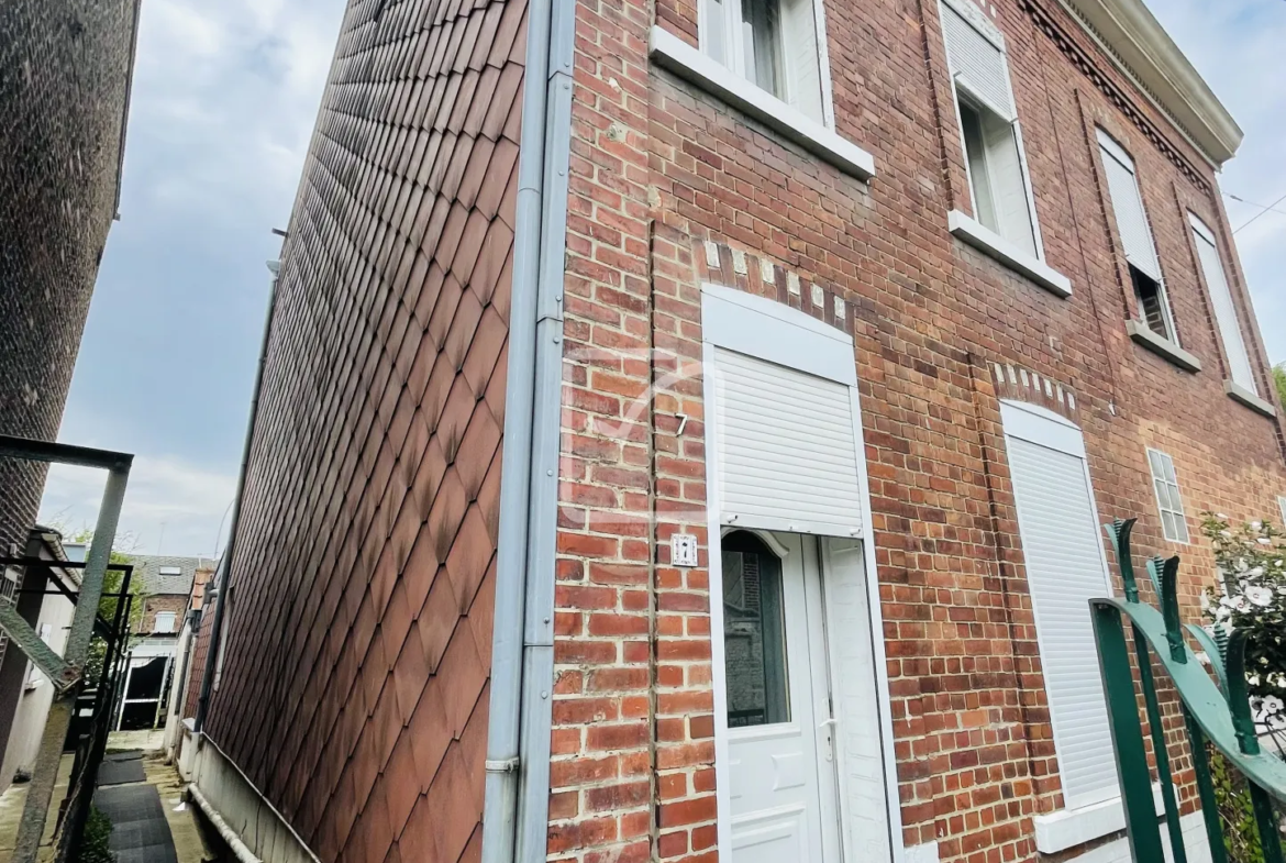 Maison semi-mitoyenne de 86 m² à Maubeuge à vendre 