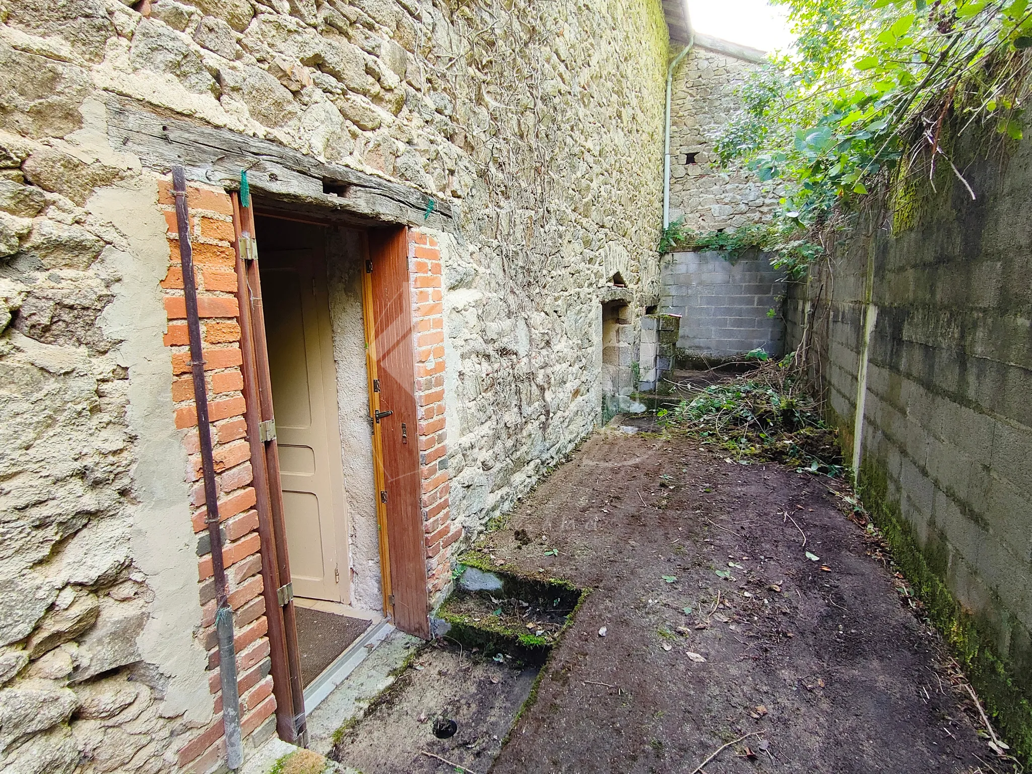 Maison 4 pièces à Laprugne dans la Montagne Bourbonnaise 