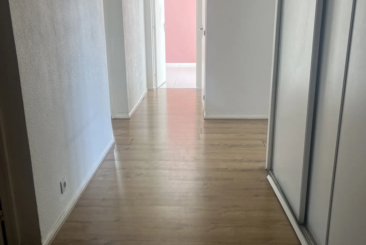 À vendre : Superbe T3 à Berre l'Etang - 64 m², vue dégagée 