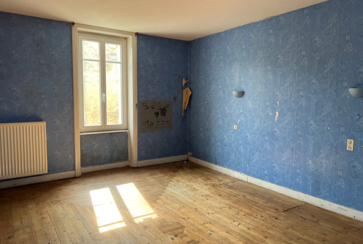 Maison à rénover de 127 m² avec 4 chambres à La Caillère Saint Hilaire 