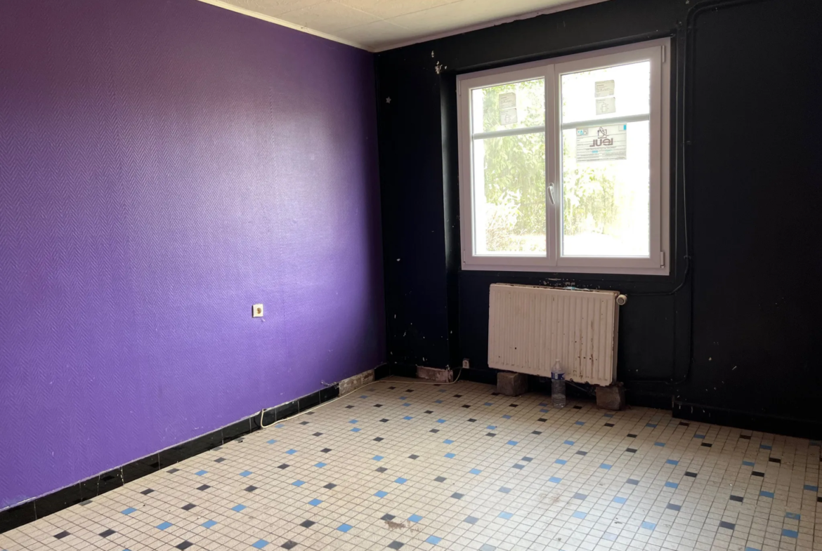 Maison à rénover de 127 m² avec 4 chambres à La Caillère Saint Hilaire 