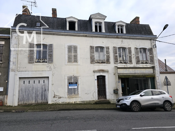 Grande maison à vendre à Culan - 125 m² avec local commercial et 5 chambres