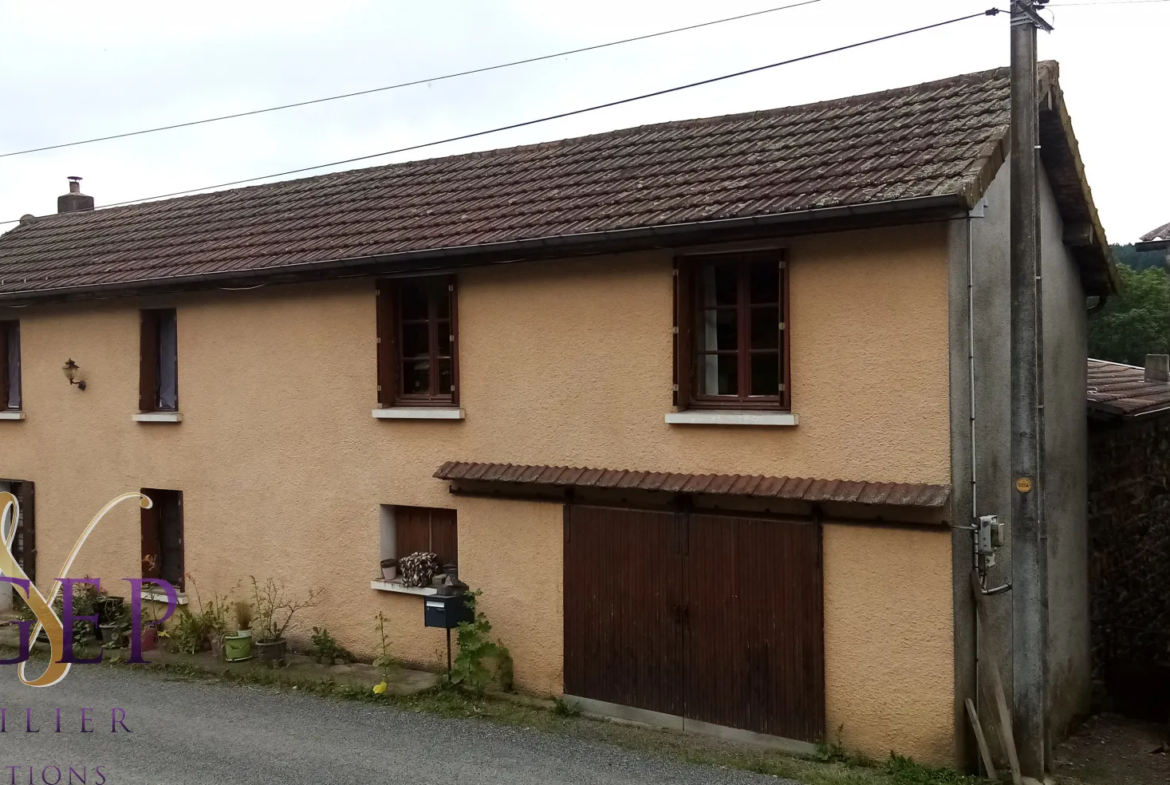 Maison de 6 pièces à vendre à Lavoine avec vue dégagée 