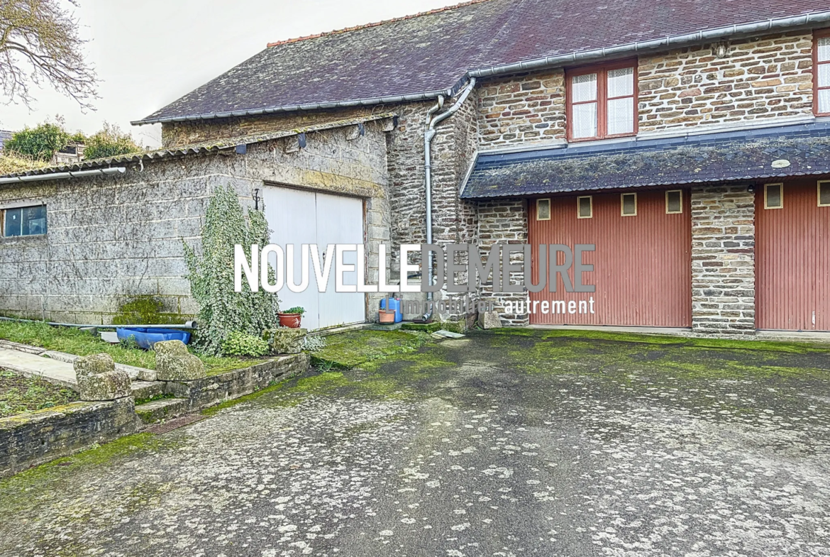 Maison en pierres de 80 m² à vendre à St Ouen la Rouerie 