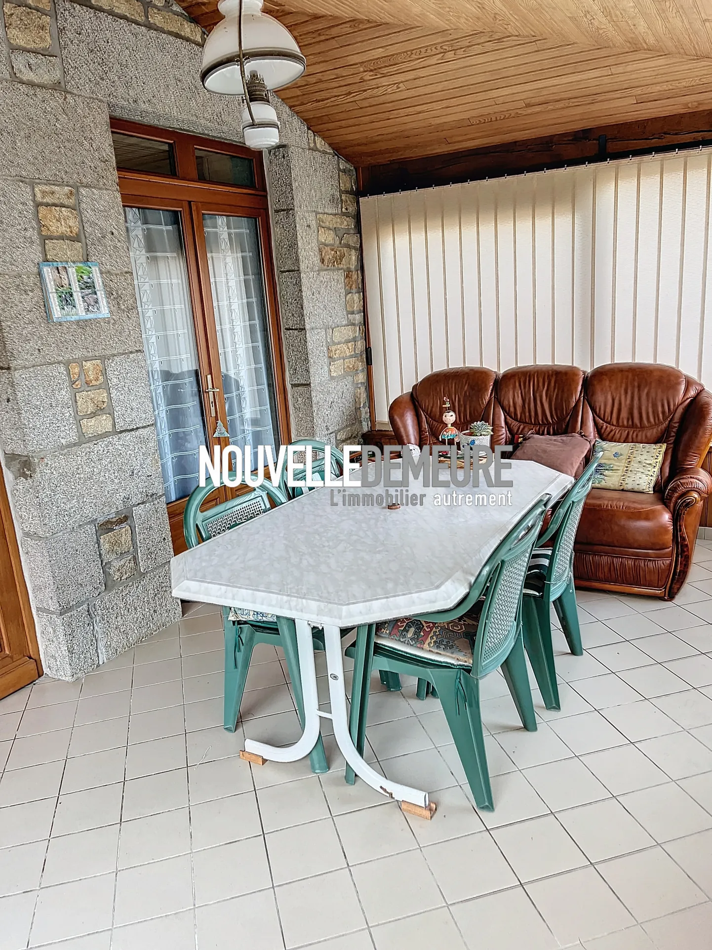 Maison en pierres de 80 m² à vendre à St Ouen la Rouerie 