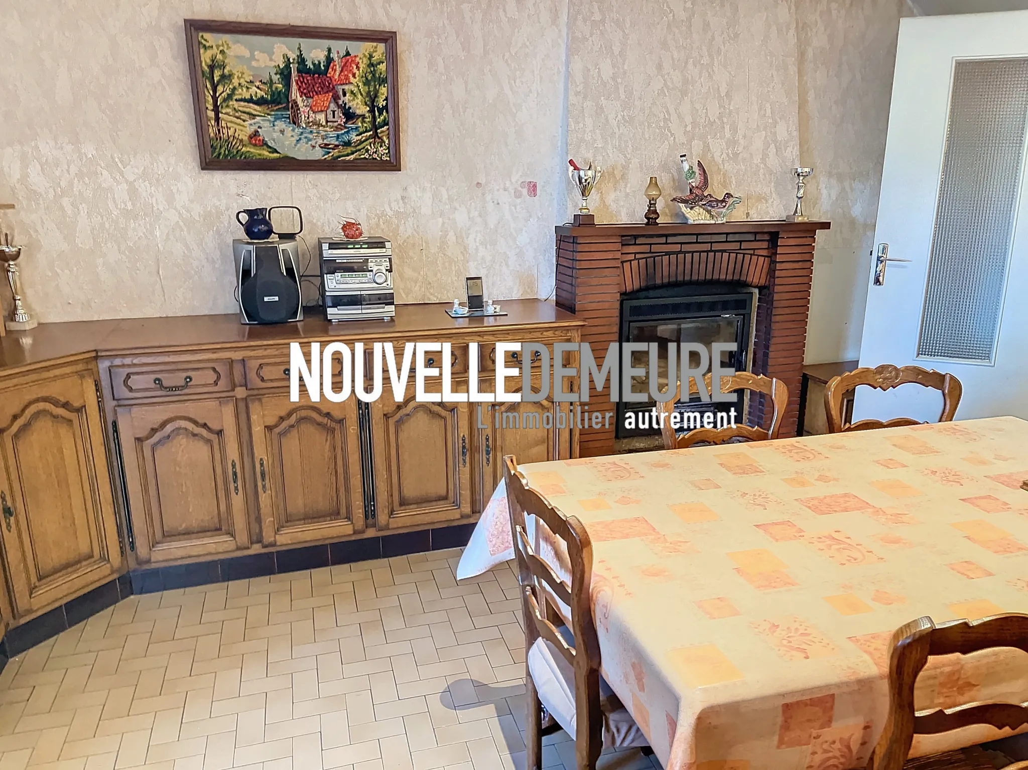 Maison en pierres de 80 m² à vendre à St Ouen la Rouerie 