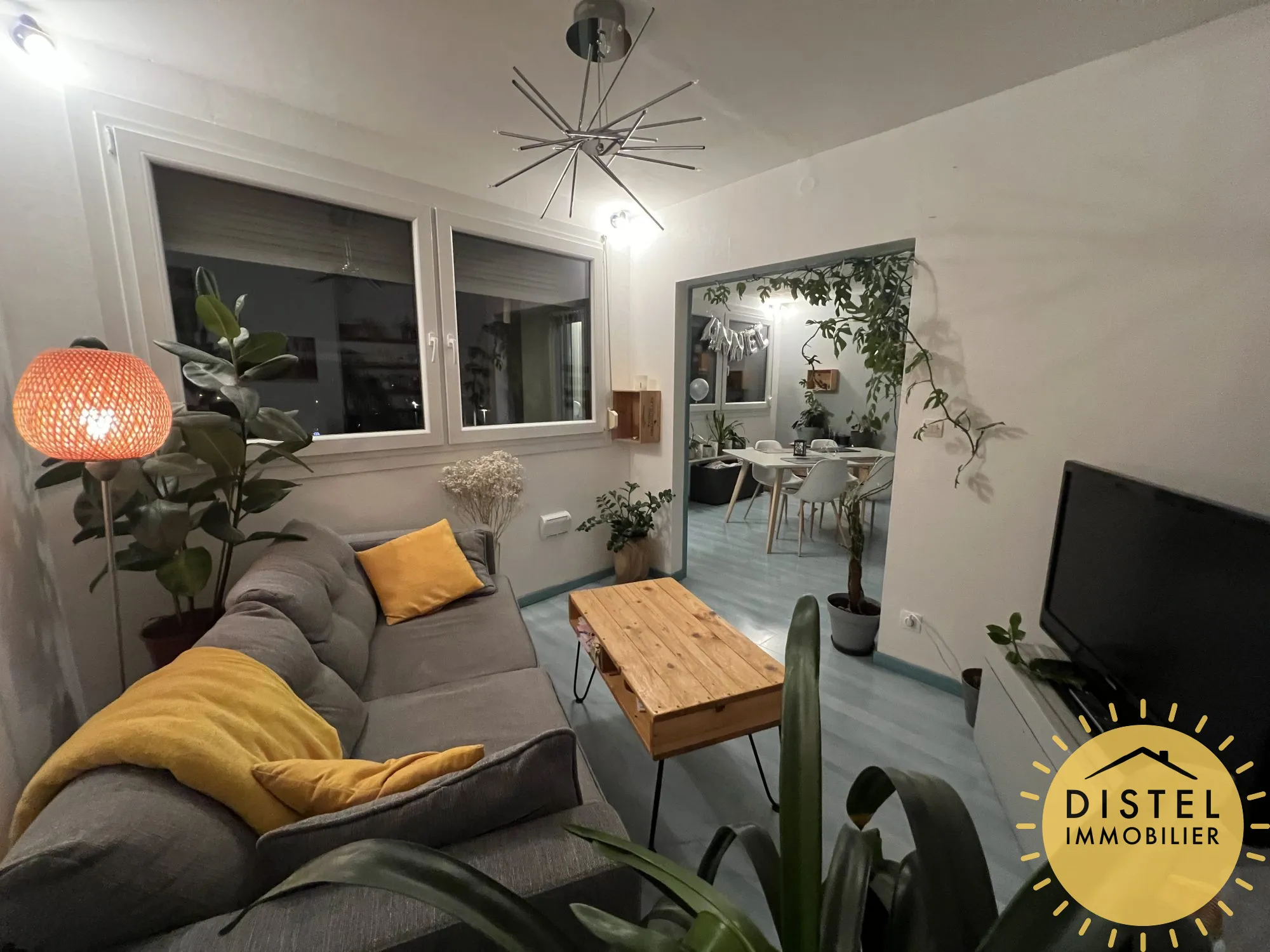 À vendre : Appartement lumineux 5 pièces à Mundolsheim avec balcon et garage 