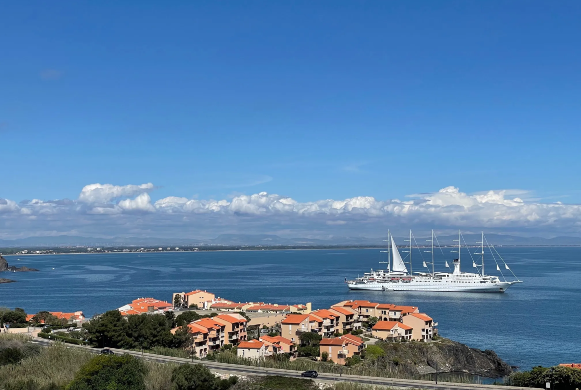 Appartement T2 Neuf à Vendre avec Vue Mer à Port-Vendres 