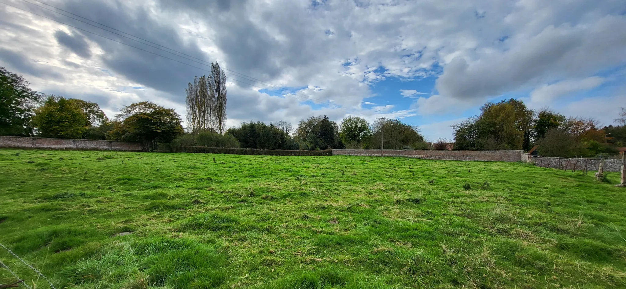 Ancien corps de ferme à vendre près d'Abbeville - 9595 m² 