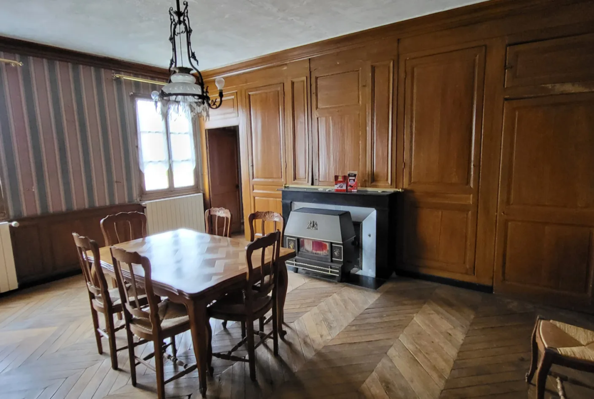 Ancien corps de ferme à vendre près d'Abbeville - 9595 m² 