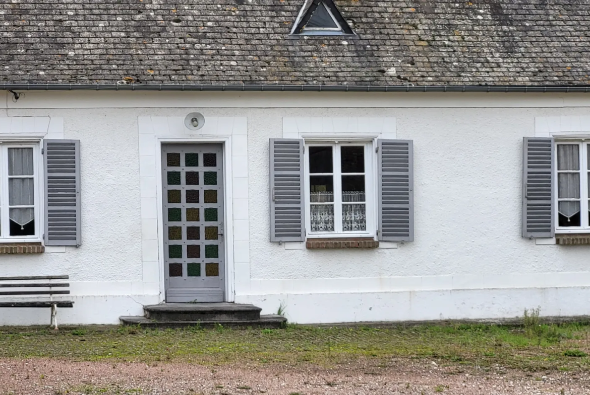 Ancien corps de ferme à vendre près d'Abbeville - 9595 m² 